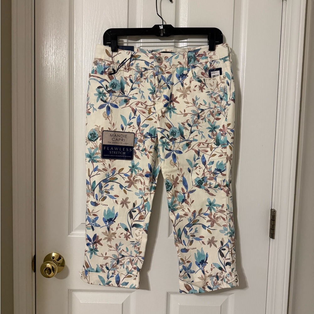 Bandolino Mandie Capri Floral Print Jeans - Sz10P - NWT